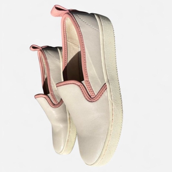 Coach C115 slip-ons - leather with pink peony trim. Size 7.5 - Picture 4 of 7